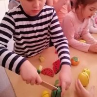 PROJEKT „ZDROWO JEM, WIĘCEJ WIEM”