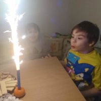 w przedszkolu świętowano urodziny Wojtka