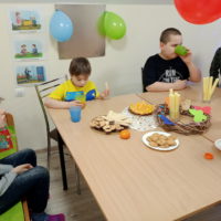 w przedszkolu świętowano urodziny Wojtka