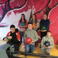 Żyj aktywnie, z kulturą za pan brat, czyli z wizytą w kręgielni i kinie