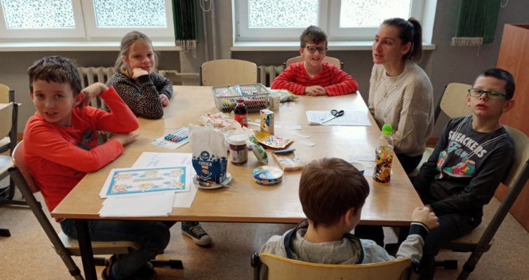 ZDROWO JEM, WIĘCEJ WIEM