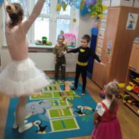 Bal karnawałowy w grupie Tygrysków Urwisków