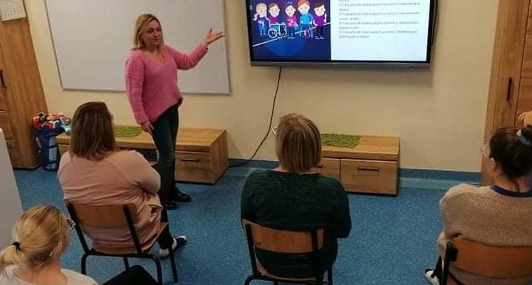 Szkolenia rady pedagogicznej w ramach projektu Zrozum jak mówię"