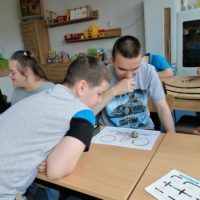 Podróże małe i duże z ozobotem
