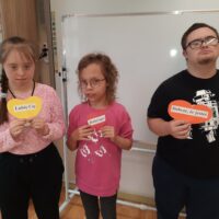 Z kulturą mi twarzy