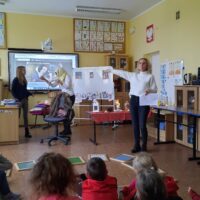 Cała Polska czyta dzieciom. W krainie baśni