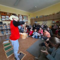 Cała Polska czyta dzieciom. W krainie baśni