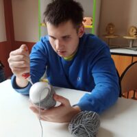 Po sznurku do kłębka