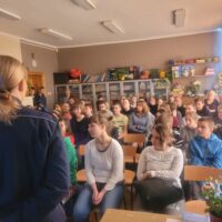 Walka z wulgaryzmami – wizyta policjantów w szkole