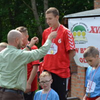 SZESNASTY REGIONALNY MITYNG W BIEGACH PRZEŁAJOWYCH OLIMPIAD SPECJALNYCH