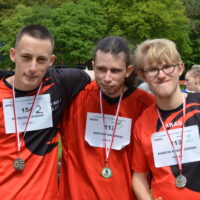 SZESNASTY REGIONALNY MITYNG W BIEGACH PRZEŁAJOWYCH OLIMPIAD SPECJALNYCH