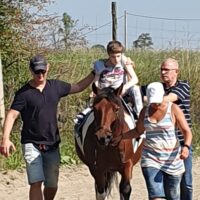 Wycieczka dzieci z DPS do Wilkowa