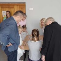 Pasowanie pierwszoklasistów na uczniów